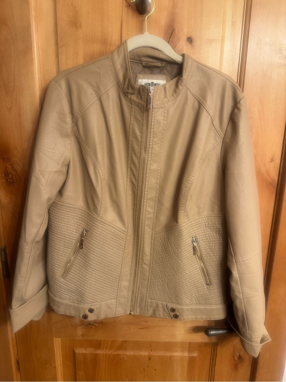 Classic Tan Leather Jacket - Women - Picture 3 of 3